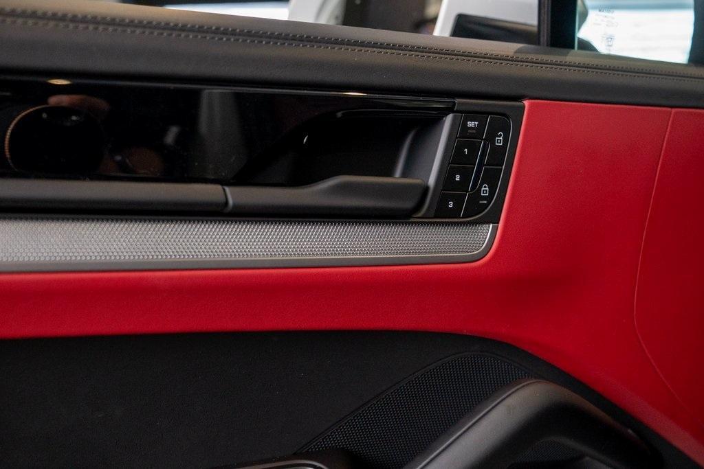 new 2025 Porsche Cayenne car, priced at $107,775