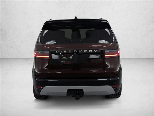 new 2026 Land Rover Discovery car, priced at $78,981