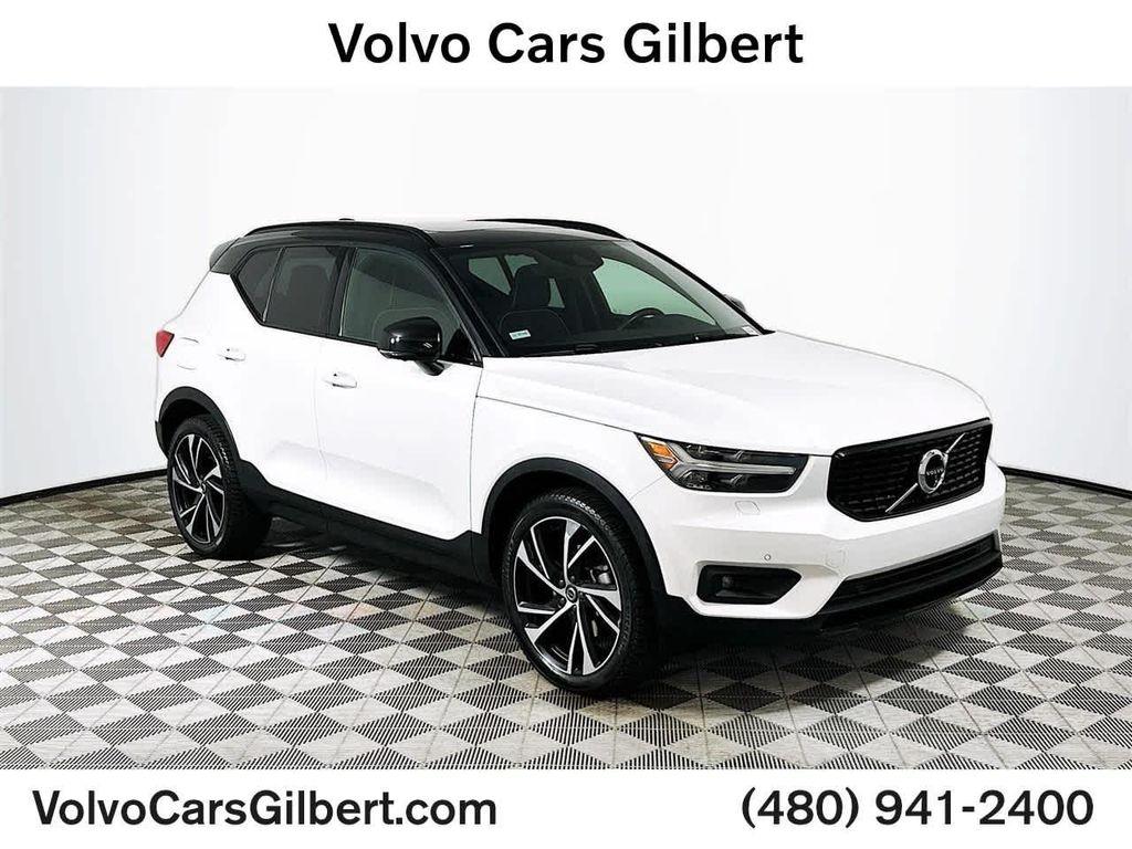 used 2021 Volvo XC40 car, priced at $25,700