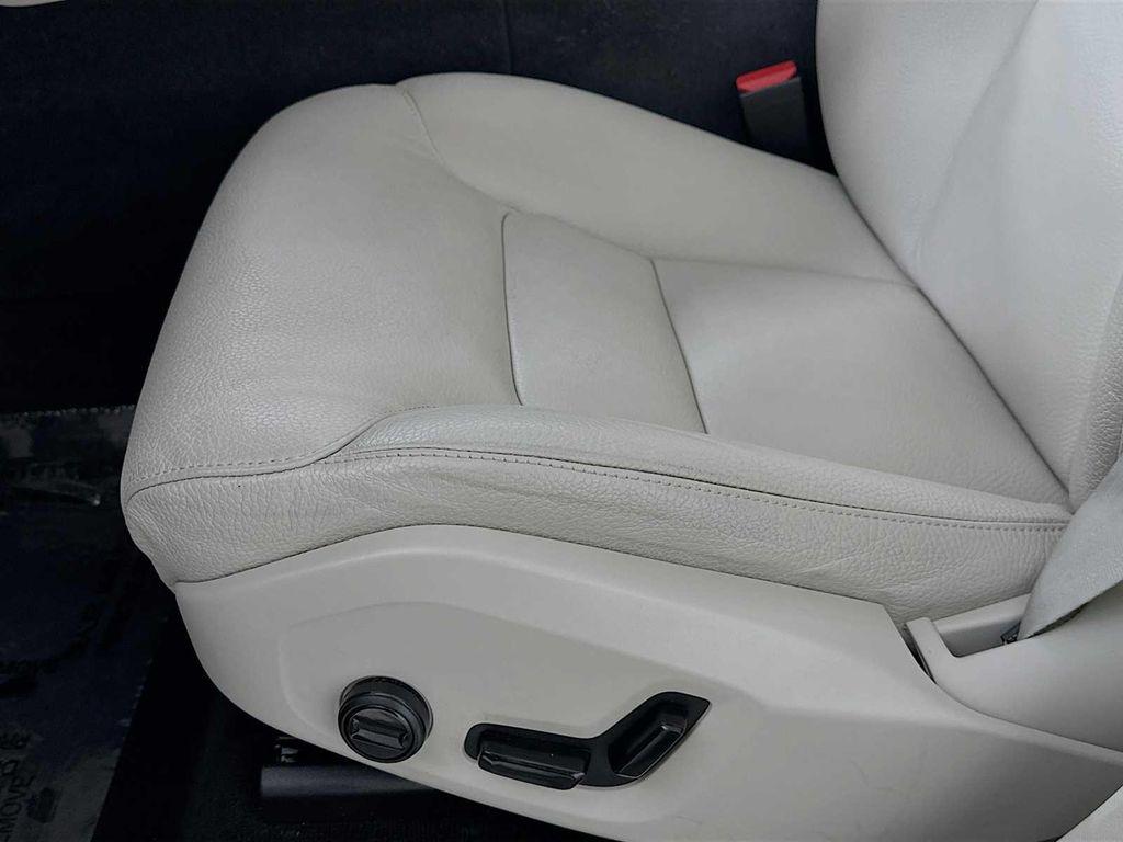 used 2023 Volvo XC60 car, priced at $35,700