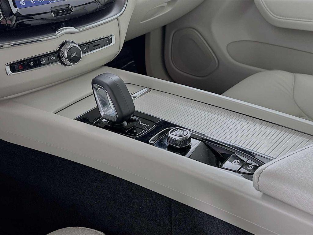 used 2023 Volvo XC60 car, priced at $35,700