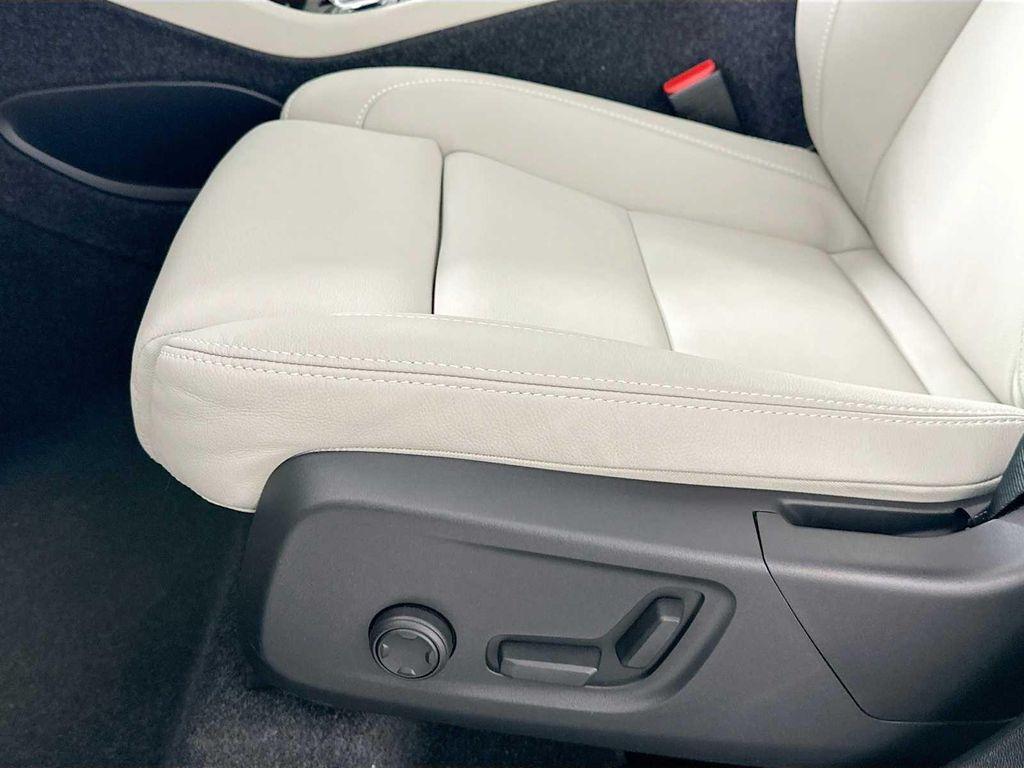 used 2025 Volvo XC40 car, priced at $40,700