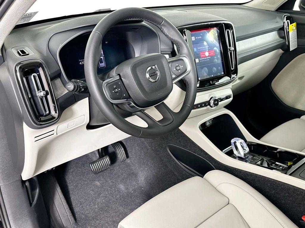 used 2025 Volvo XC40 car, priced at $40,700