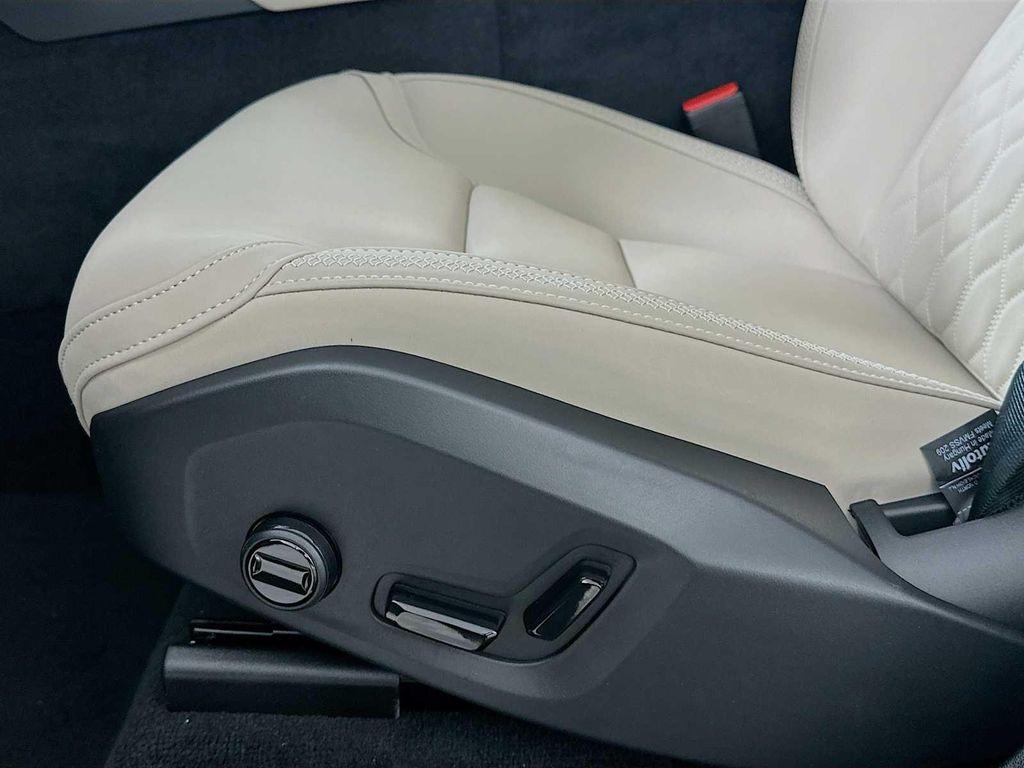 new 2026 Volvo XC90 car, priced at $62,345