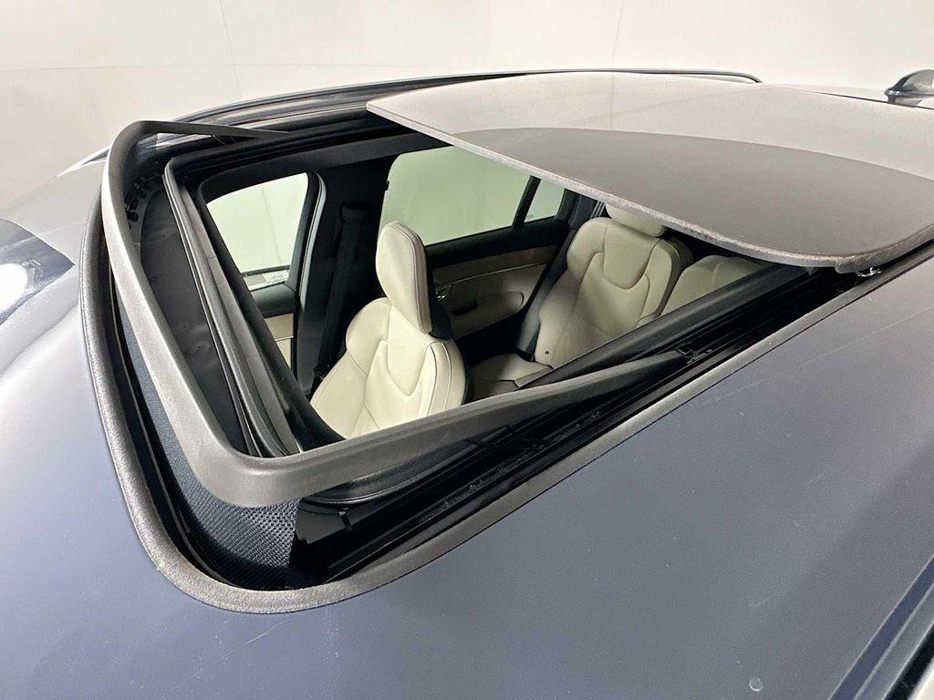 new 2026 Volvo XC90 car, priced at $62,345