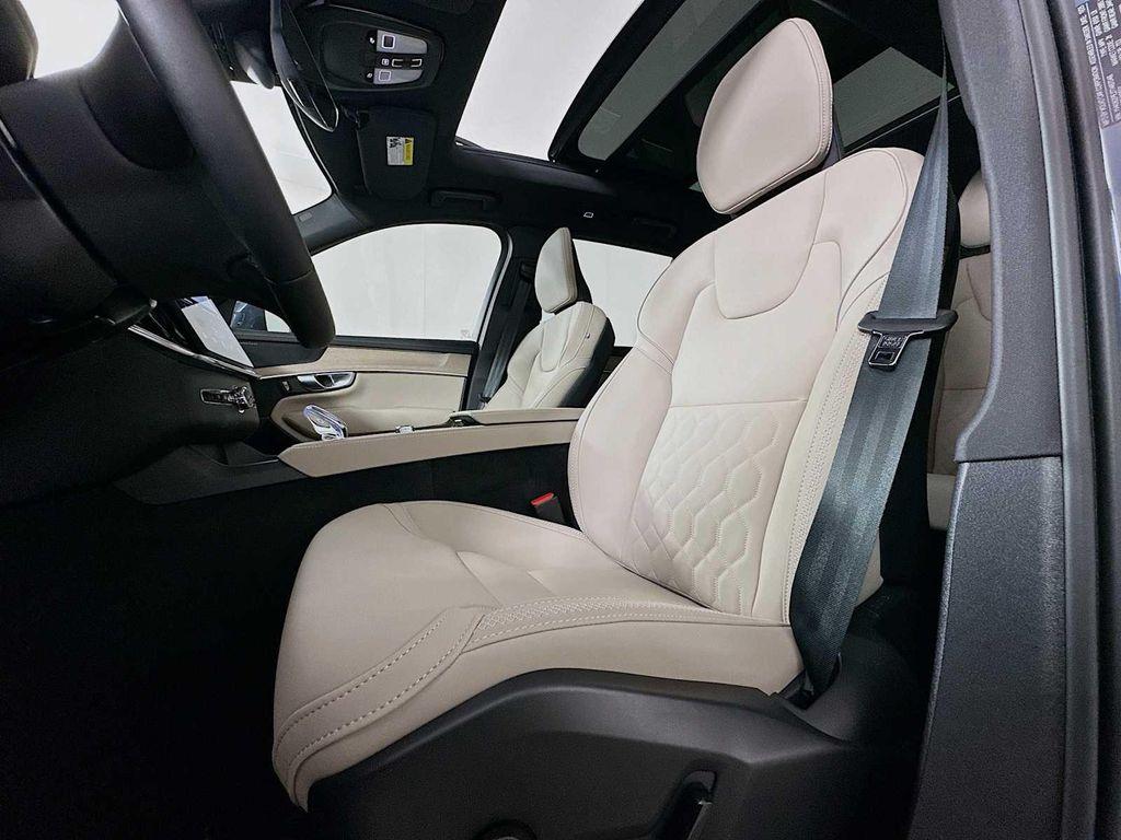 new 2026 Volvo XC90 car, priced at $71,825