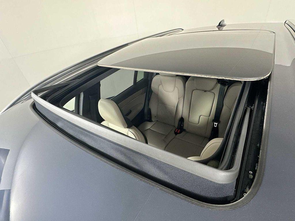 new 2026 Volvo XC90 Plug-In Hybrid car, priced at $81,875