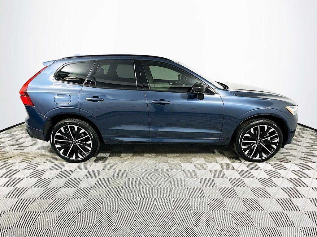 new 2026 Volvo XC60 car, priced at $64,375