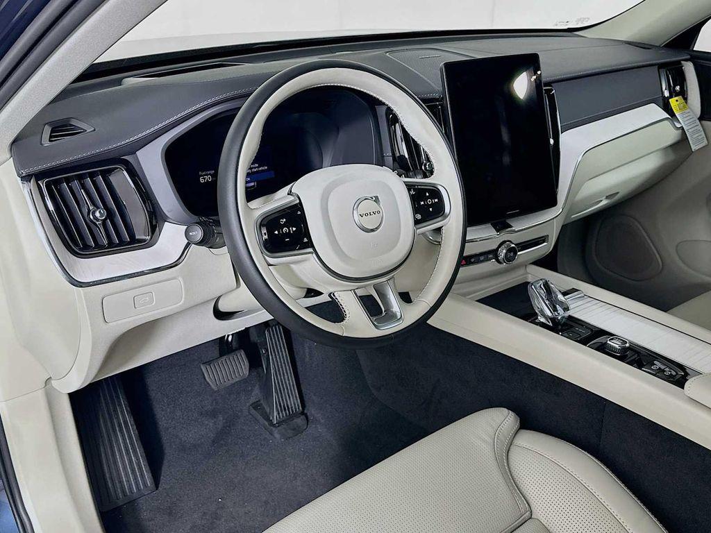 new 2026 Volvo XC60 car, priced at $64,375