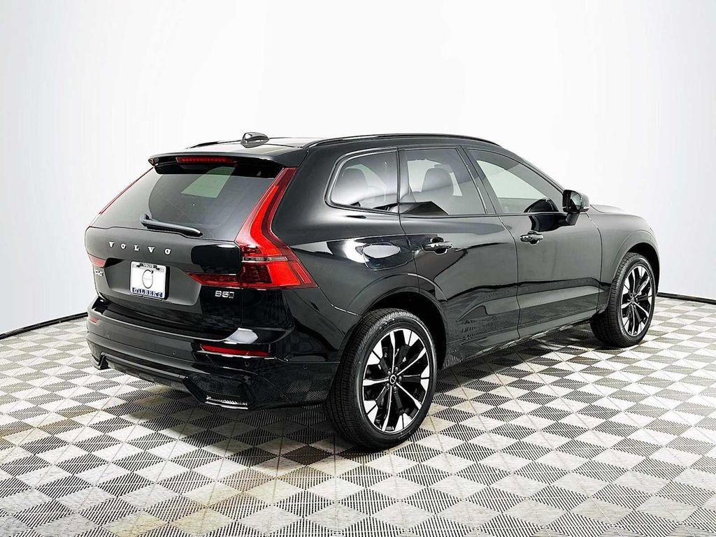 new 2026 Volvo XC60 car, priced at $58,185