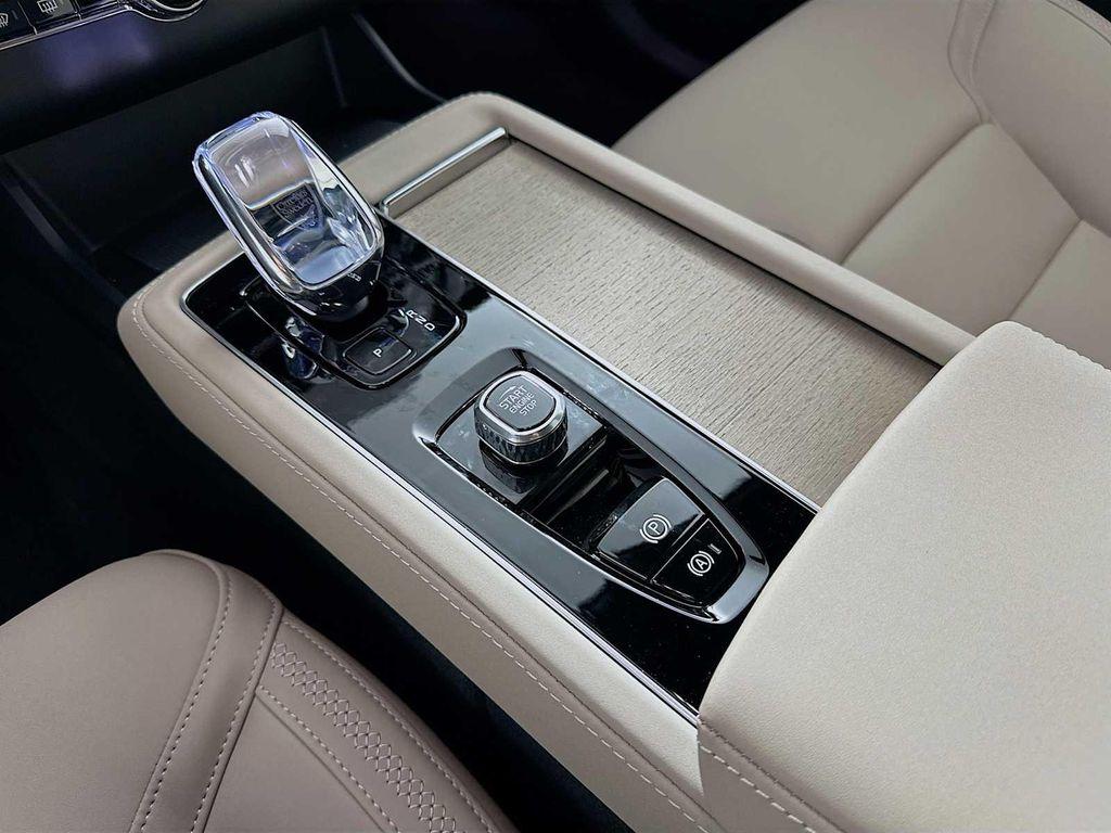 new 2026 Volvo XC90 Plug-In Hybrid car, priced at $81,875