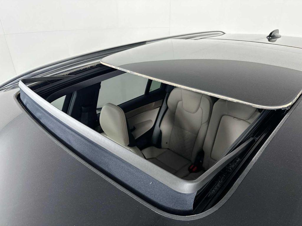 new 2025 Volvo XC90 Plug-In Hybrid car, priced at $78,805