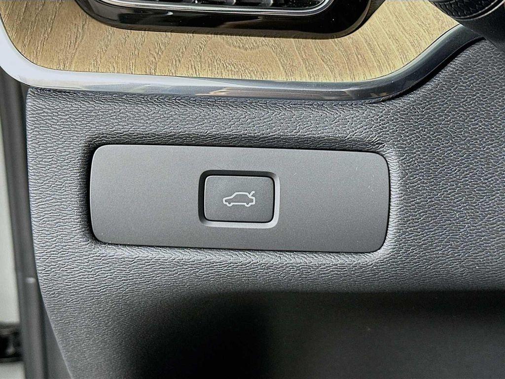 new 2026 Volvo XC60 car, priced at $51,545