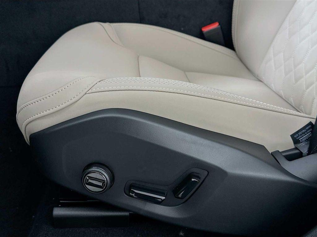 new 2026 Volvo XC60 car, priced at $51,545