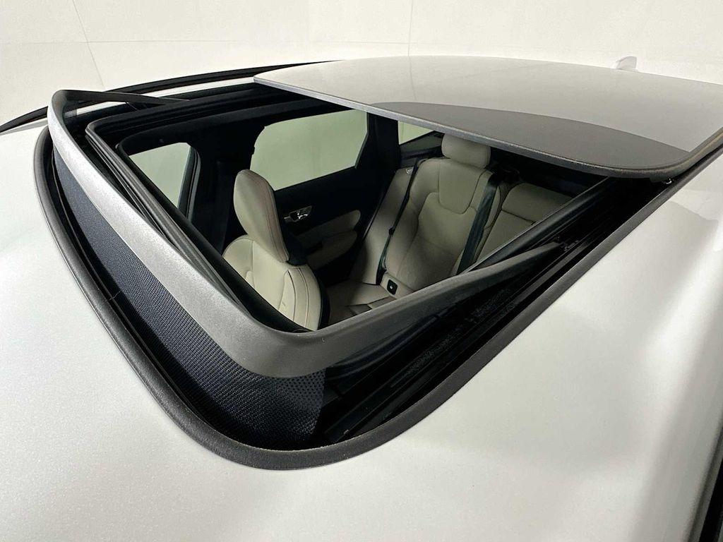 new 2026 Volvo XC60 car, priced at $51,545