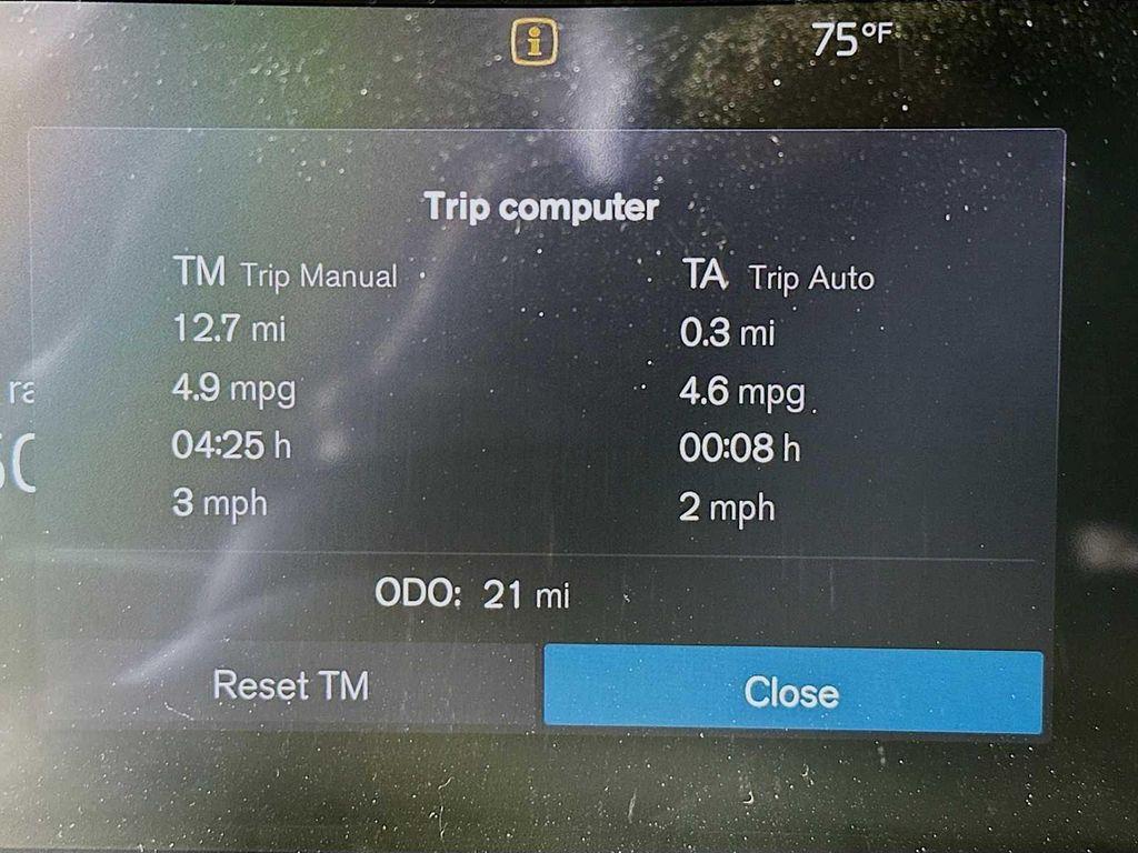 used 2025 Volvo XC40 car, priced at $45,900