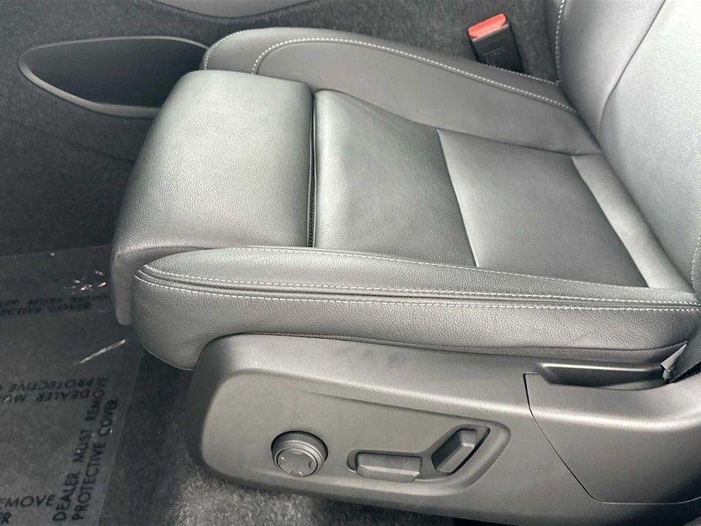 used 2025 Volvo XC40 car, priced at $34,800