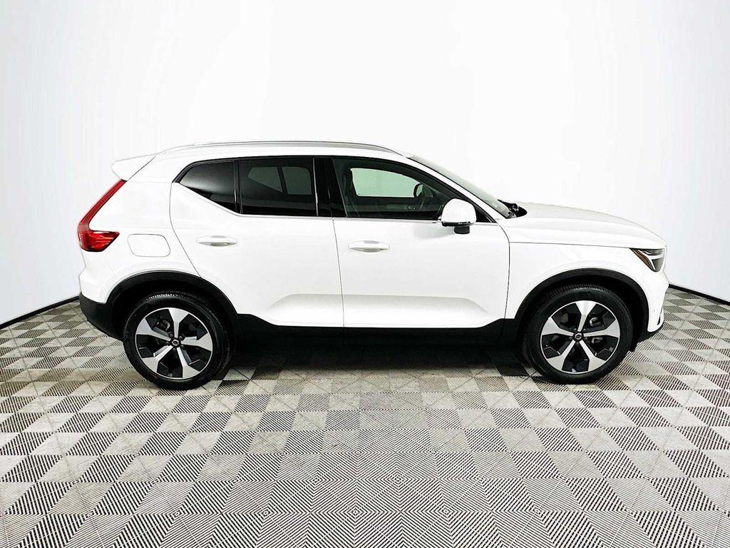 used 2025 Volvo XC40 car, priced at $34,800