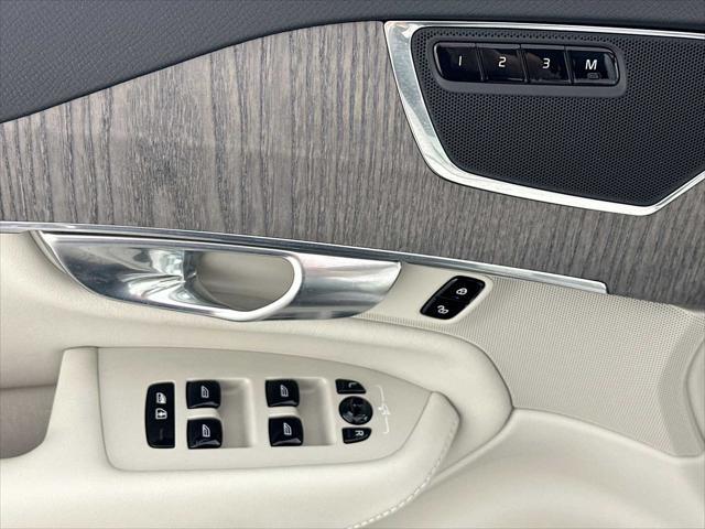 used 2023 Volvo XC90 car