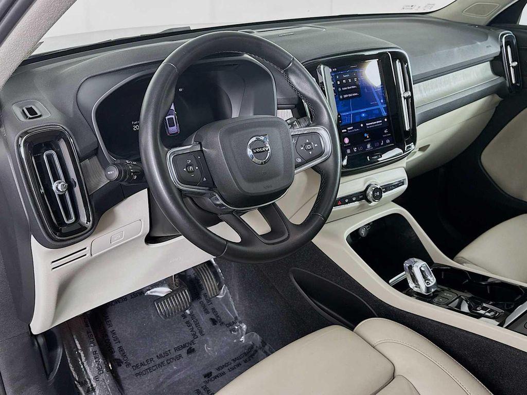 used 2023 Volvo XC40 car, priced at $35,700