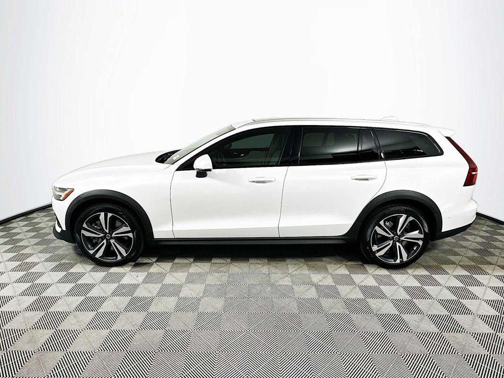 new 2026 Volvo V60 Cross Country car, priced at $57,355