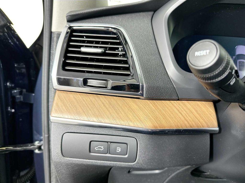 used 2025 Volvo XC90 Plug-In Hybrid car, priced at $65,700