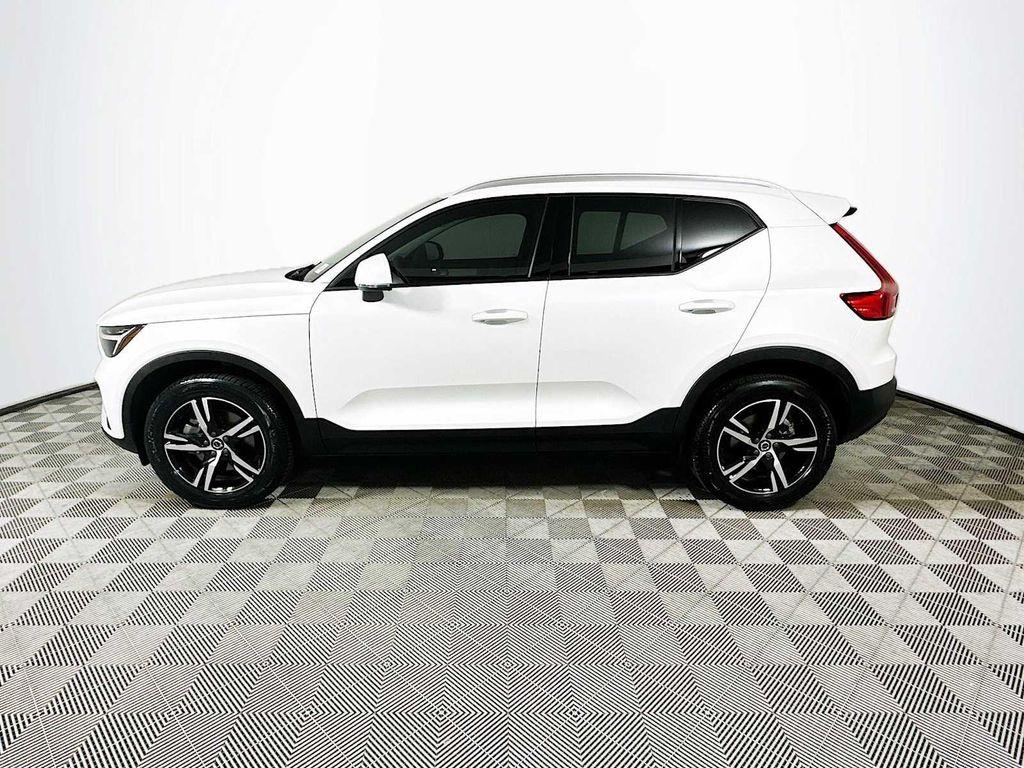 used 2023 Volvo XC40 car, priced at $28,900