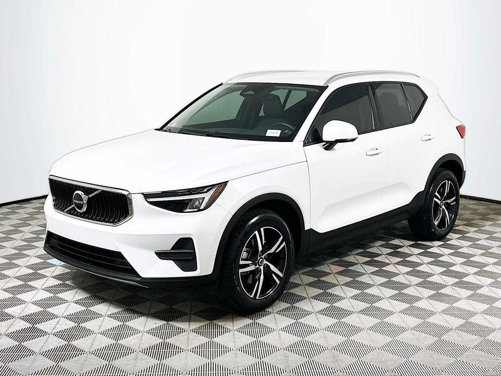 used 2023 Volvo XC40 car, priced at $28,900