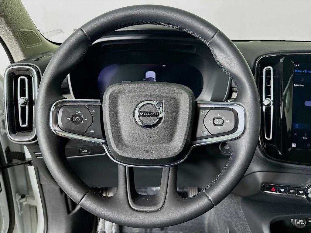 used 2023 Volvo XC40 car, priced at $28,900