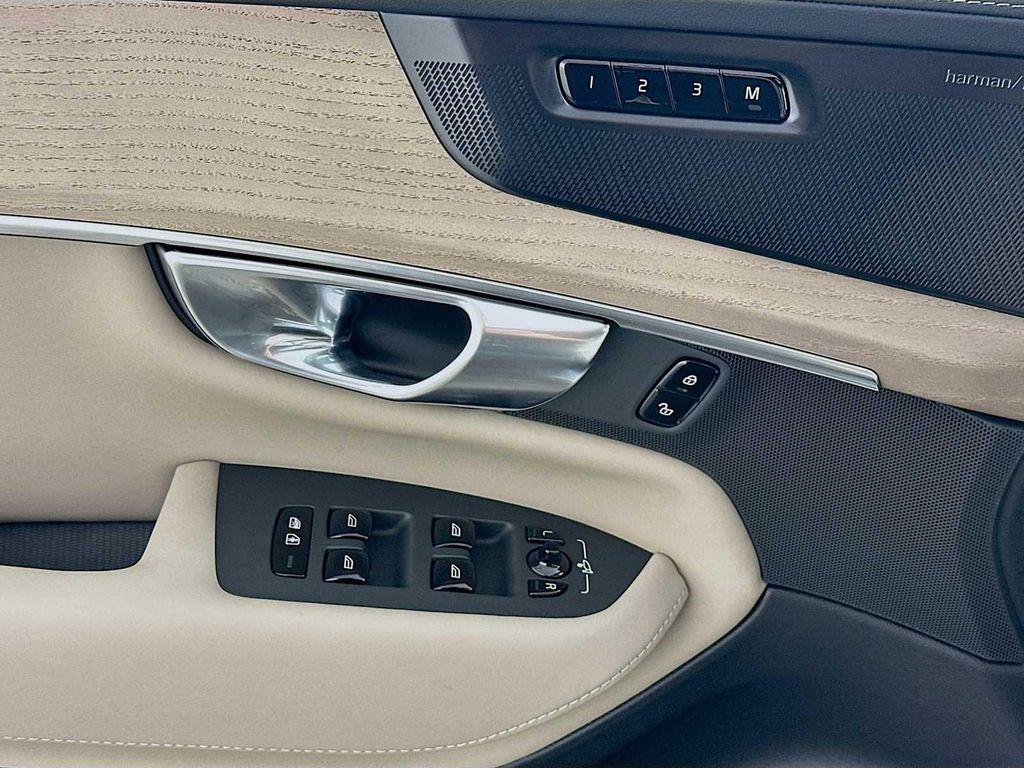 new 2026 Volvo XC90 car, priced at $71,825