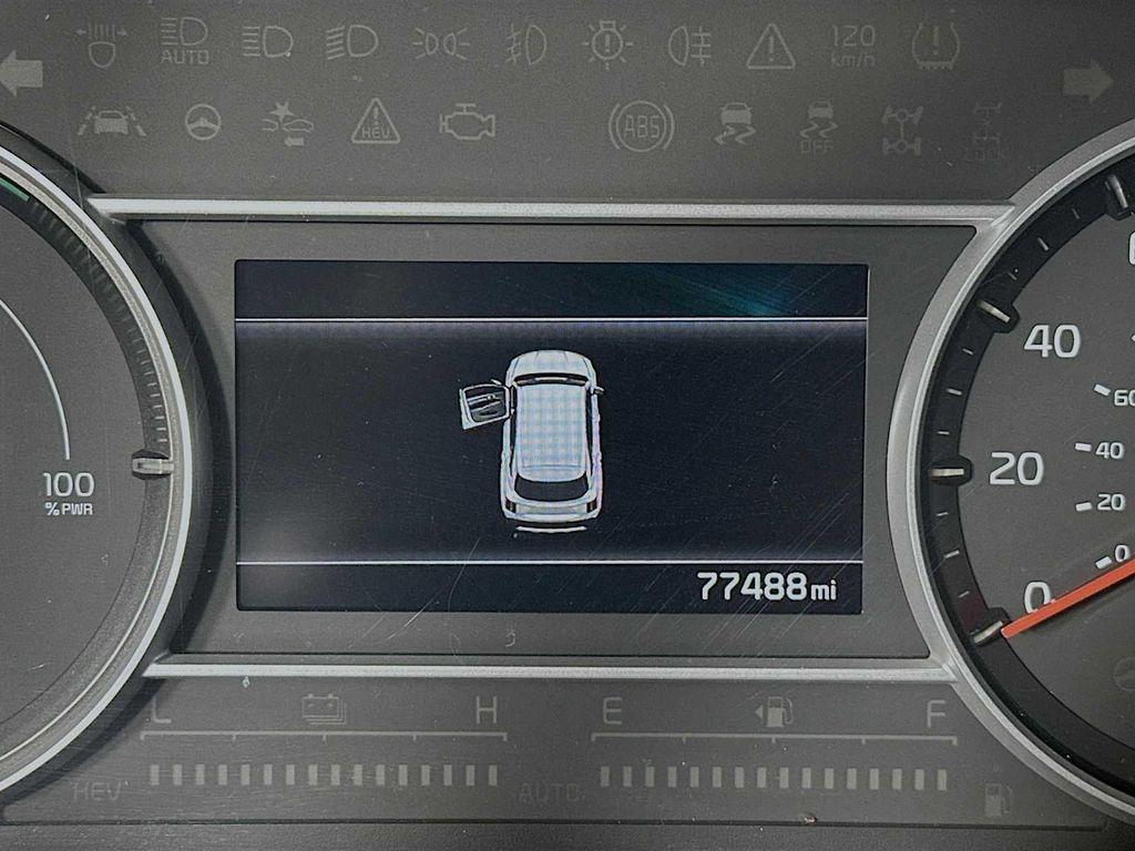 used 2022 Kia Sorento Plug-In Hybrid car, priced at $23,900