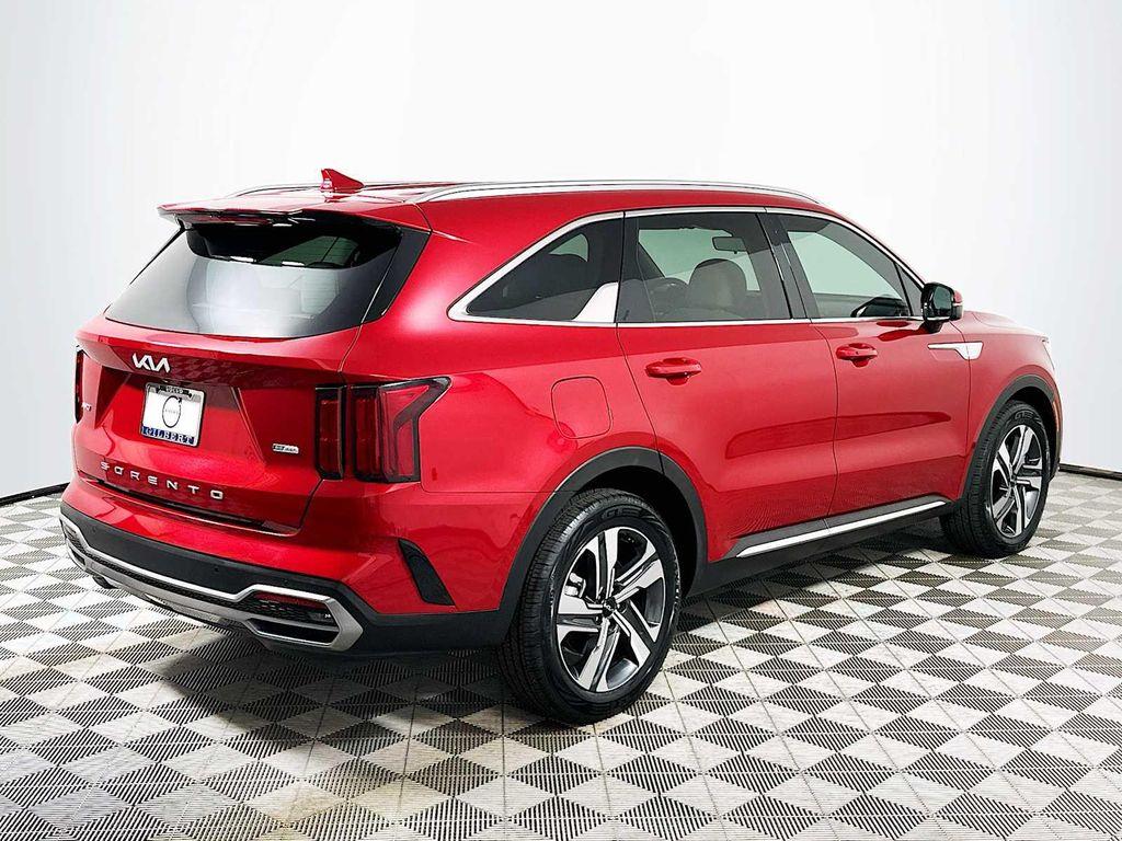 used 2022 Kia Sorento Plug-In Hybrid car, priced at $23,900