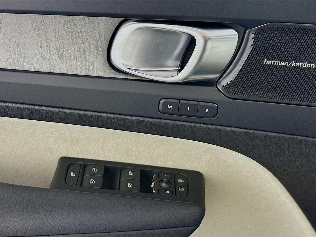 new 2026 Volvo XC40 car, priced at $48,025