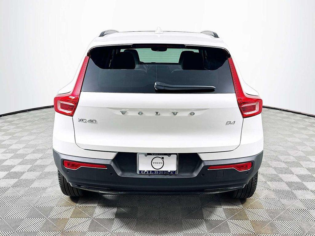 new 2026 Volvo XC40 car, priced at $48,025