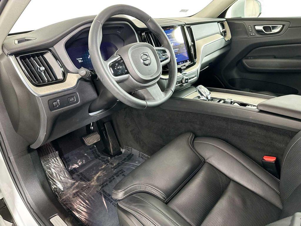 used 2022 Volvo XC60 car, priced at $37,300