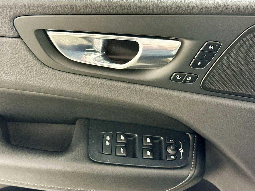 used 2022 Volvo XC60 car, priced at $37,300