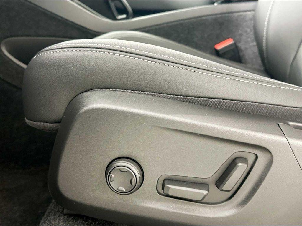 used 2025 Volvo XC40 car, priced at $41,900