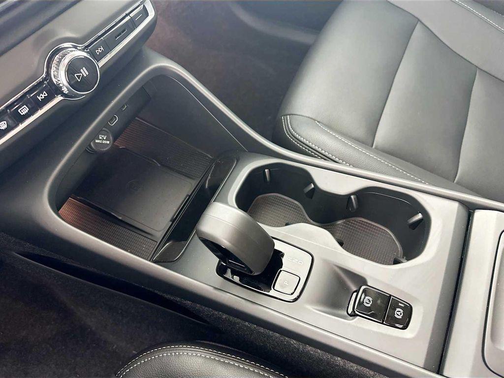 used 2025 Volvo XC40 car, priced at $41,900