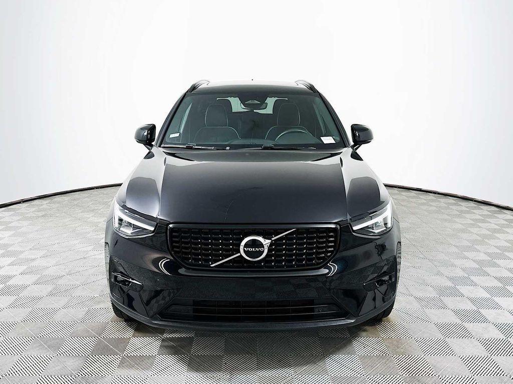 used 2023 Volvo XC40 car, priced at $32,700