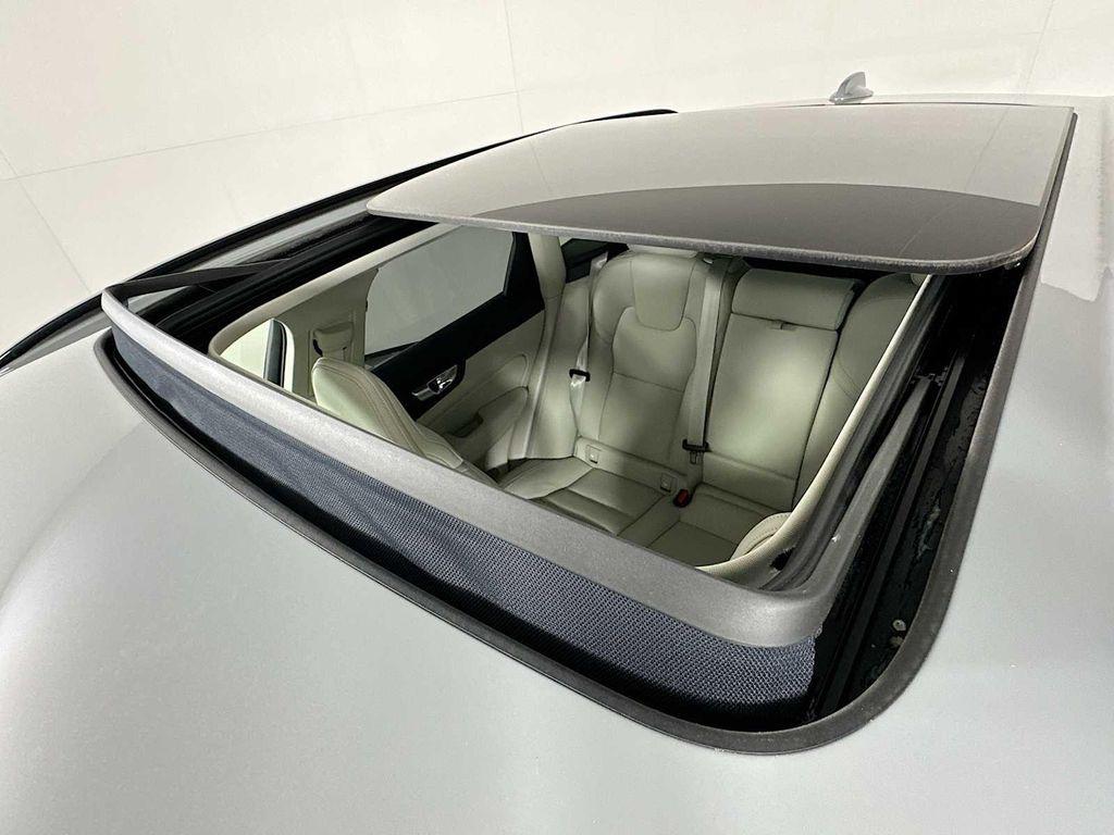 used 2025 Volvo XC60 car, priced at $49,900