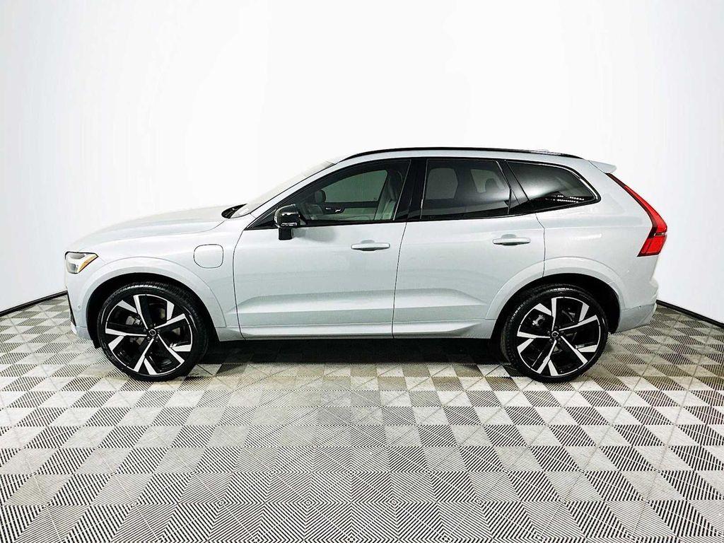 new 2026 Volvo XC60 Plug-In Hybrid car, priced at $80,500