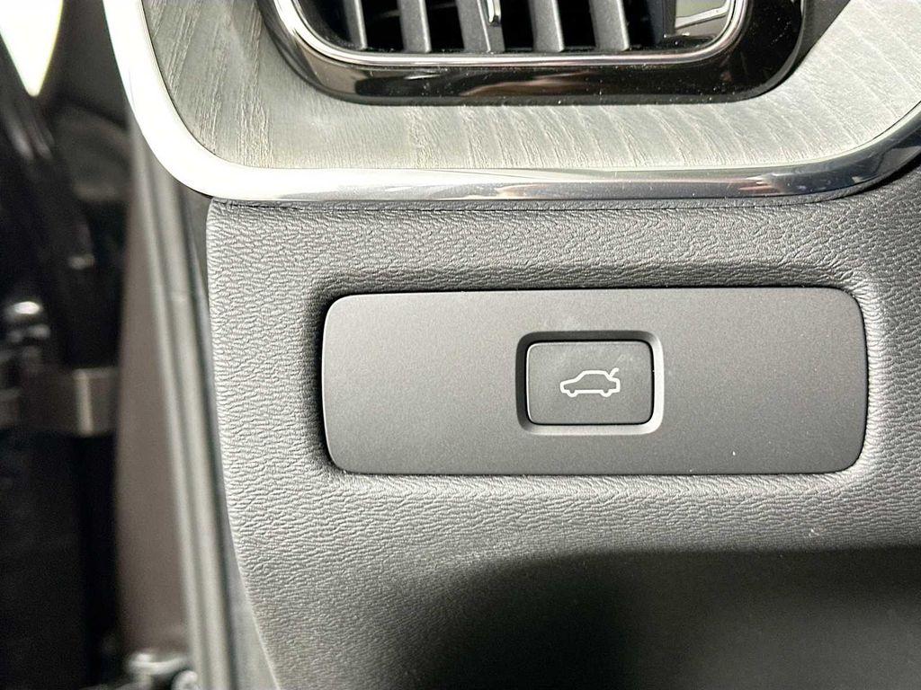 used 2025 Volvo XC60 car, priced at $47,400