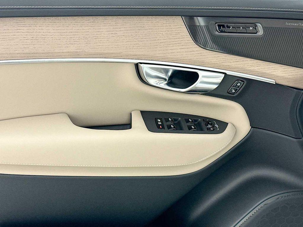 new 2026 Volvo XC90 car, priced at $71,825
