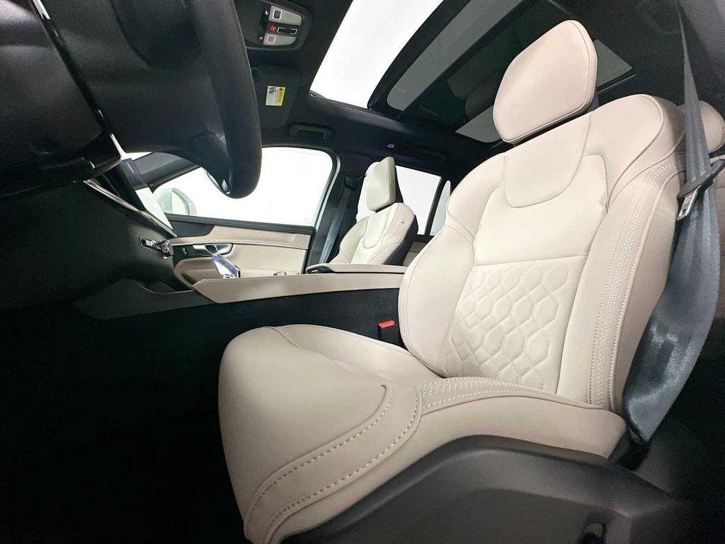 new 2026 Volvo XC90 car, priced at $71,825
