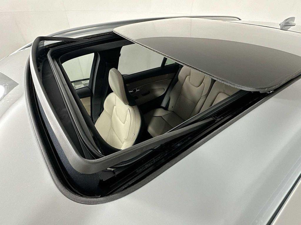 new 2026 Volvo XC90 Plug-In Hybrid car, priced at $82,645