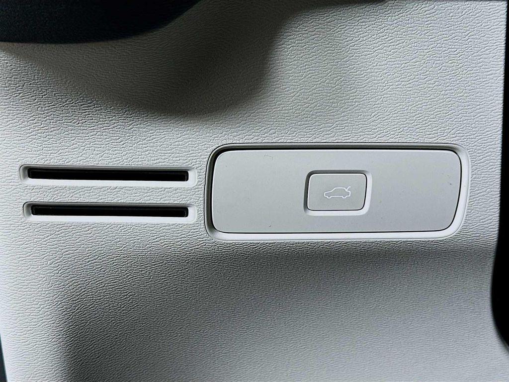 new 2026 Volvo XC40 car, priced at $54,970