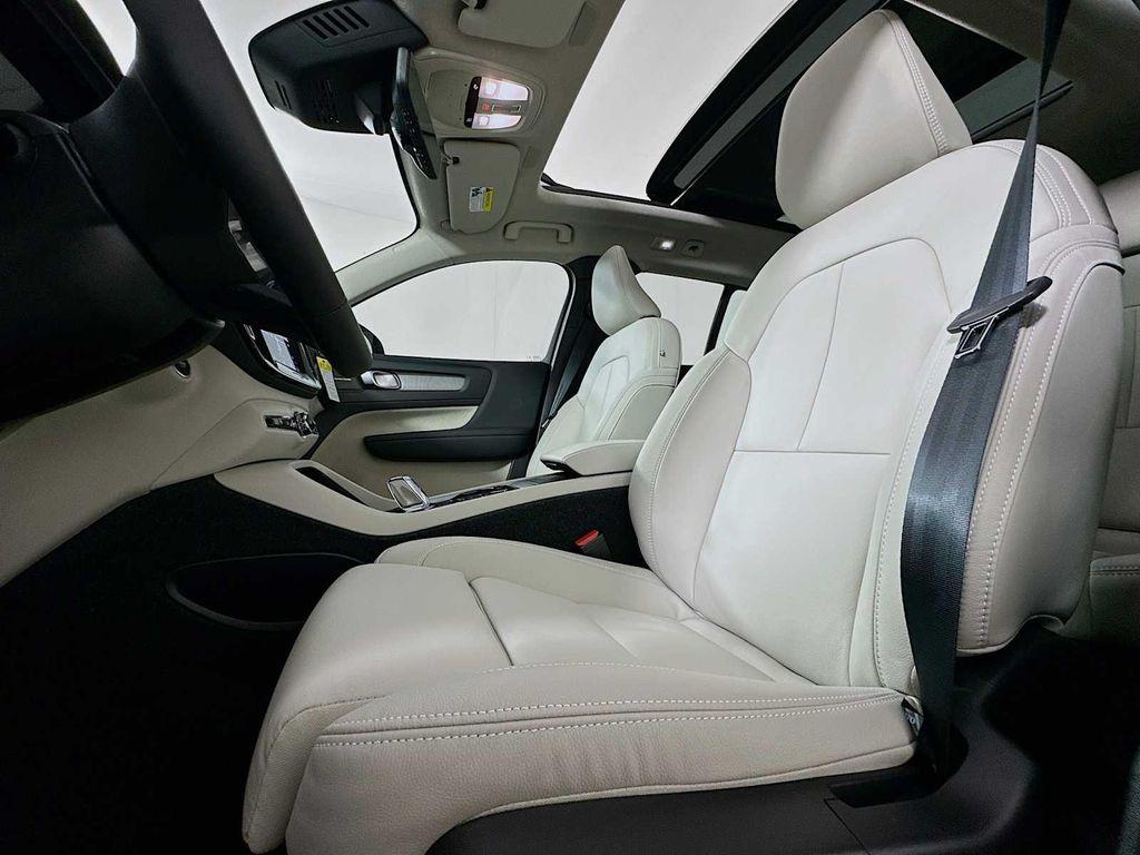 new 2026 Volvo XC40 car, priced at $54,970