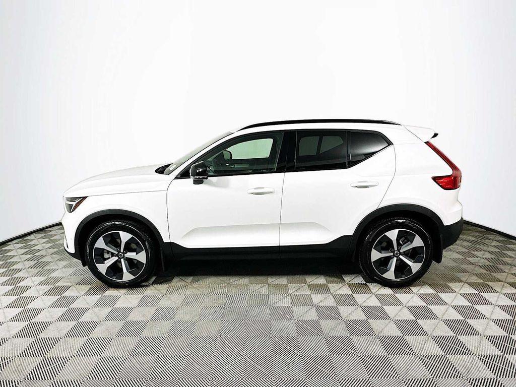 used 2025 Volvo XC40 car, priced at $43,900