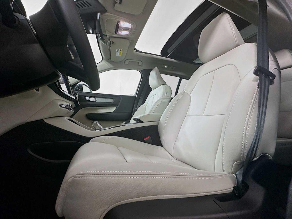 used 2025 Volvo XC40 car, priced at $43,900