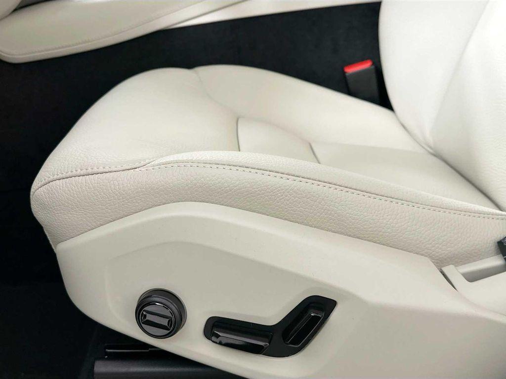 used 2025 Volvo XC90 Plug-In Hybrid car, priced at $68,900